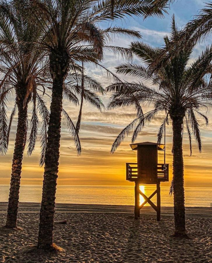 El Estudio De La Playa Benalbeach Holidays Deluxe Benalmádena Zewnętrze zdjęcie