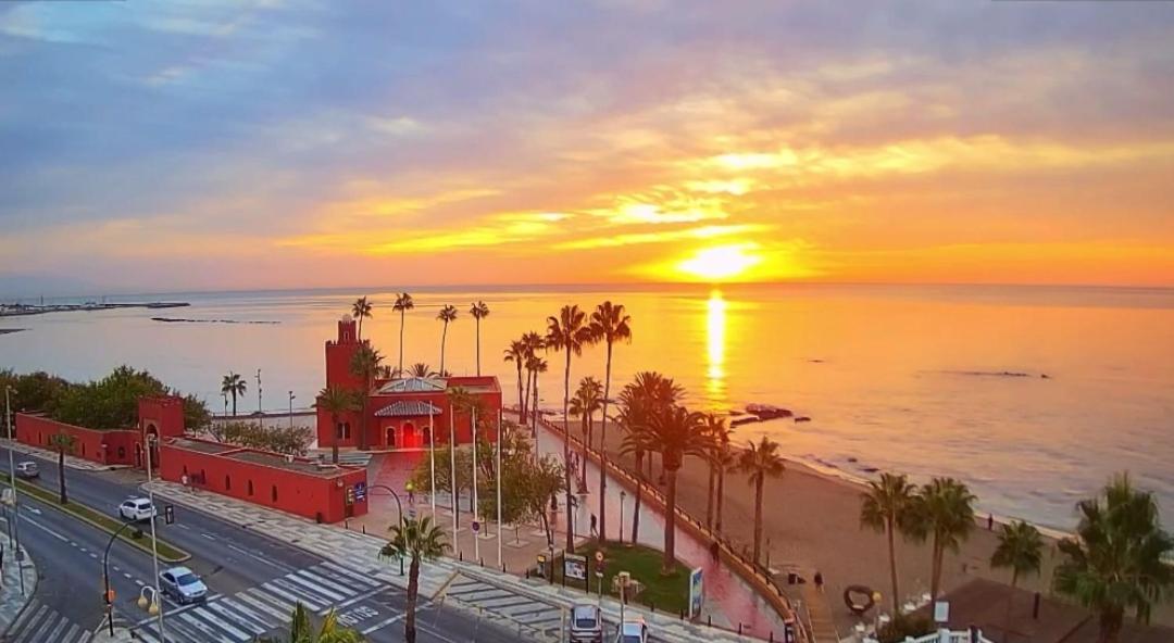 El Estudio De La Playa Benalbeach Holidays Deluxe Benalmádena Zewnętrze zdjęcie